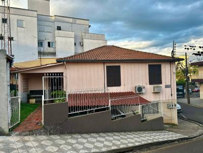 Casa para Locação, em Concórdia, bairro Nazaré, 3 dormitórios, 1 banheiro, 1 vaga