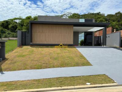 Casa para Venda, em Rio das Ostras, bairro Alphaville, 3 dormitrios, 4 banheiros, 3 sutes, 2 vagas