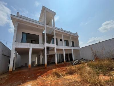 Casa para Venda, em Montes Claros, bairro Residencial Sul, 4 dormitrios, 4 banheiros, 2 sutes, 3 vagas