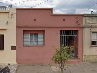 Casa para Venda, em Santana do Livramento, bairro Centro, 2 dormitrios, 1 banheiro