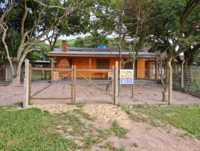 Casa para Temporada, em Tapes, bairro Pinvest, 3 dormitrios, 1 banheiro