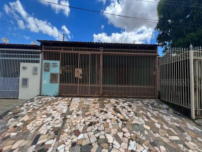 Casas 3 e 4 Quartos para Locao, em RA III Taguatinga, bairro Taguatinga Norte (Taguatinga), 3 dormitrios, 1 banheiro, 1 sute, 2 vagas