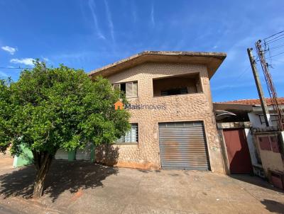 Casa para Venda, em Mococa, bairro Jardim So Francisco, 3 dormitrios, 2 banheiros, 1 sute, 1 vaga