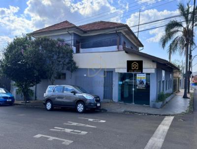 Casa para Venda, em Botucatu, bairro Vila So Lcio