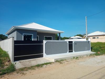 Casa para Venda, em Araruama, bairro Lagoinha, 3 dormitrios, 1 banheiro, 1 sute, 2 vagas