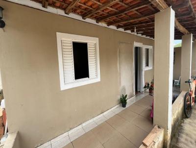 Casa para Venda, em Itanhandu, bairro Bom Sucesso, 2 dormitrios, 1 banheiro, 1 sute, 1 vaga
