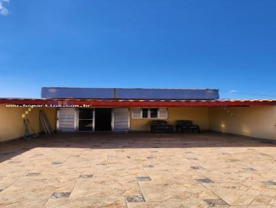 Sobrado para Venda, em Po, bairro Vila Aoreana, 5 dormitrios, 3 banheiros, 1 sute, 4 vagas