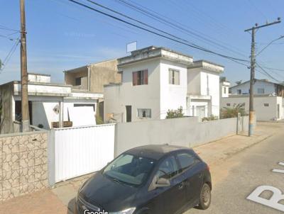 Casa para Venda, em Navegantes, bairro Centro, 3 dormitrios, 3 banheiros, 1 sute, 1 vaga