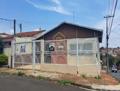 Casa para Venda, em Botucatu, bairro Jardim Dona Nicota de Barros, 3 dormitrios, 2 banheiros, 1 sute, 3 vagas