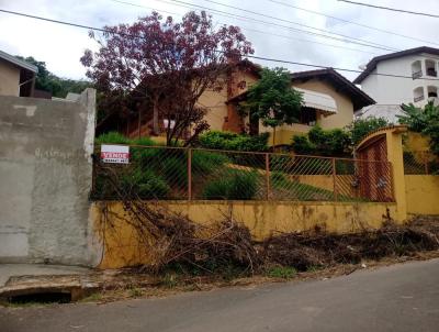 Casa para Venda, em guas de Lindia, bairro Jardim Nova Lindia, 4 dormitrios, 4 banheiros, 2 sutes, 2 vagas