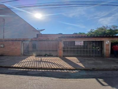 Casa para Venda, em Cceres, bairro Cavalhada II, 3 dormitrios, 2 banheiros, 2 sutes, 2 vagas