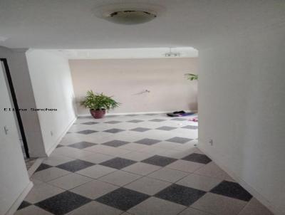 Apartamento para Venda, em Salvador, bairro Caixa Dagua, 3 dormitrios, 1 banheiro, 1 vaga