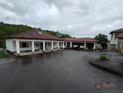 Chcara para Venda, em Santa Branca, bairro Toca Do Leito, 3 dormitrios, 1 banheiro, 4 vagas