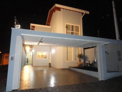 Casa para Venda, em Itu, bairro Itu Novo Centro, 3 dormit�rios, 4 banheiros, 1 su�te, 2 vagas