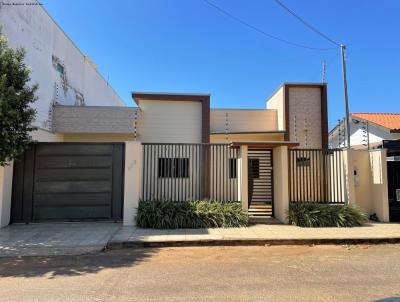 Casa para Locao, em Primavera do Leste, bairro Buritis I, 3 dormitrios, 2 banheiros, 1 sute, 2 vagas