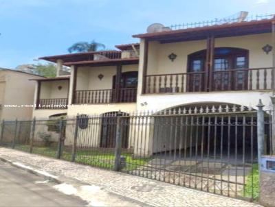 Casa para Venda, em Juiz de Fora, bairro Santa Ceclia, 3 dormitrios, 4 banheiros, 2 sutes, 2 vagas