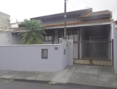 Casa para Venda, em Jaragu do Sul, bairro Rau, 3 dormitrios, 1 banheiro, 2 vagas