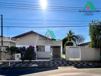 Casa para Venda, em Agua, bairro Vila Bom Gosto, 2 dormitrios, 2 banheiros, 1 sute, 2 vagas