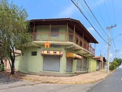 Casa para Locao, em Mococa, bairro Conjunto Habitacional Francisco Garfalo, 3 dormitrios, 1 banheiro, 1 sute, 2 vagas