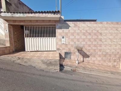 Casa para Venda, em Extrema, bairro Vila Esperana, 3 dormitrios, 1 banheiro, 1 vaga