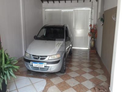 Casa para Venda, em So Sebastio do Paraso, bairro Vila Dalva, 4 dormitrios, 1 banheiro, 1 sute, 2 vagas