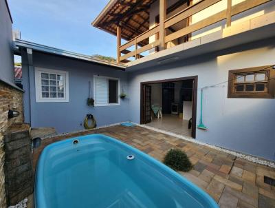 Casa para Venda, em Joinville, bairro Bom Retiro, 3 dormitórios, 3 banheiros, 1 suíte