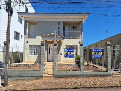 Sobrado para Venda, em Guarapuava, bairro Santana, 4 dormitrios, 4 banheiros, 2 sutes, 3 vagas