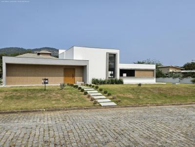 Casa Plana para Venda, em Maric, bairro Ubatiba, 3 dormitrios, 4 banheiros, 3 sutes, 2 vagas