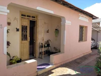 Casa para Venda, em Pirassununga, bairro Vila Santa Terezinha