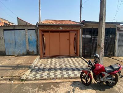 Casa para Venda, em Tatu, bairro jardim Santa Rita de Cassia, 2 dormitrios, 1 banheiro, 2 vagas