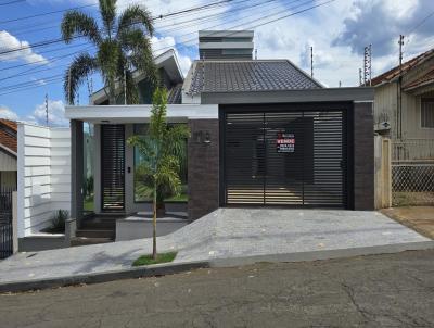 Casa para Venda, em Apucarana, bairro JARDIM SAO PEDRO