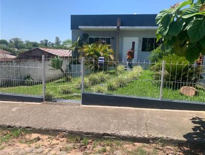 Casa para Venda, em So Vicente do Sul, bairro Centro, 2 dormitrios, 2 banheiros, 1 sute