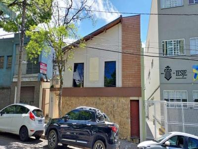 Casa para Locao, em Poos de Caldas, bairro Centro, 3 dormitrios, 2 banheiros, 1 sute