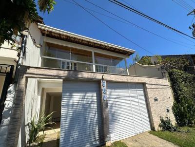 Casa para Venda, em Juiz de Fora, bairro Alto dos Pinheiros, 3 dormitrios, 1 banheiro, 1 sute, 4 vagas