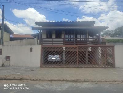 Casa para Locao, em Valinhos, bairro Parque das Colinas, 3 dormitrios, 2 banheiros, 1 sute, 2 vagas