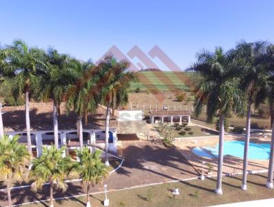 Fazenda para Venda, em Lindia, bairro Centro