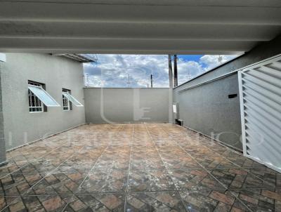 Casa para Venda, em Limeira, bairro Jardim Adelia Cavicchia Grotta, 2 dormitrios, 1 banheiro, 2 vagas