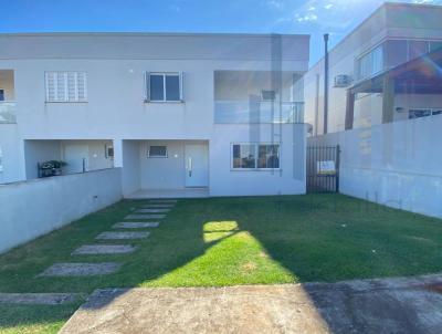 Casa para Venda, em Frederico Westphalen, bairro Novo Aparecida, 3 dormitrios, 2 banheiros