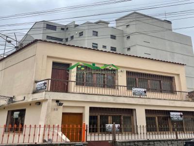 Casa para Venda, em Nova Friburgo, bairro Centro, 7 dormitrios, 4 banheiros, 4 vagas