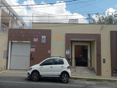 Prdio para Locao, em Mossor, bairro Centro, 2 banheiros