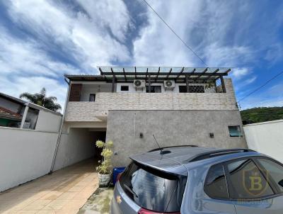 Casa para Venda, em Balnerio Cambori, bairro So Judas Tadeu, 3 dormitrios, 3 banheiros, 2 sutes