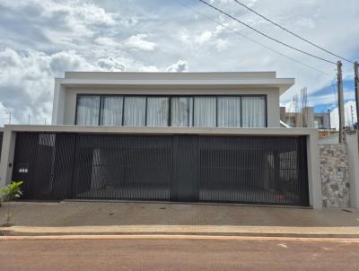 Casa para Venda, em Apucarana, bairro Quinta Funchal, 3 dormitrios, 6 banheiros, 3 sutes, 4 vagas