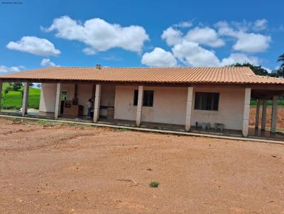Chcara para Venda, em , bairro So Tom, 3 dormitrios, 2 banheiros, 1 sute