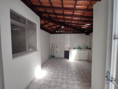 Apartamento com rea Privativa para Venda, em Contagem, bairro Fonte Grande, 3 dormitrios, 2 banheiros, 1 vaga