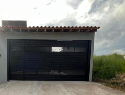 Casa para Venda, em Indaiatuba, bairro Parque Residencial Sabis, 2 dormitrios, 1 banheiro, 2 vagas