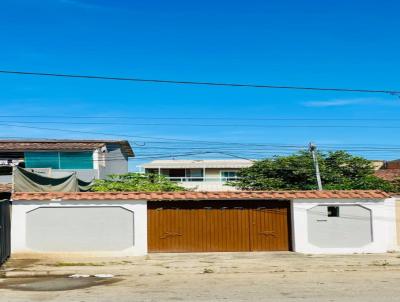 Casa na Praia para Venda, em Rio das Ostras, bairro Cidade Praiana, 2 dormitrios, 3 banheiros, 1 sute, 4 vagas