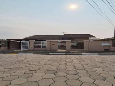 Casa para Venda, em Lages, bairro Guaruj, 3 dormitrios, 2 banheiros, 1 sute, 3 vagas