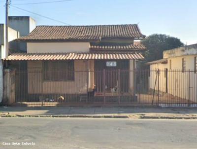 Casa para Locao, em Sete Lagoas, bairro Santo Antonio, 4 dormitrios, 2 banheiros, 1 sute, 5 vagas