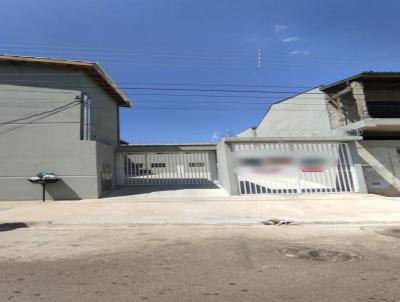 Casa para Venda, em Bragana Paulista, bairro Hpica Jaguari, 2 dormitrios, 1 banheiro, 1 vaga