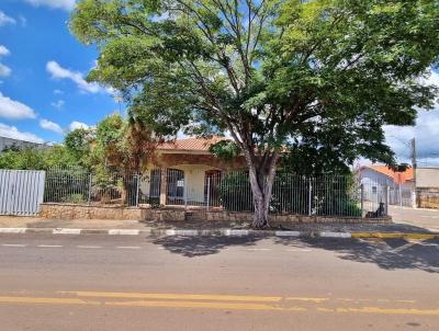 Casa para Venda, em Cesrio Lange, bairro Centro, 2 dormitrios, 2 banheiros, 1 sute, 2 vagas